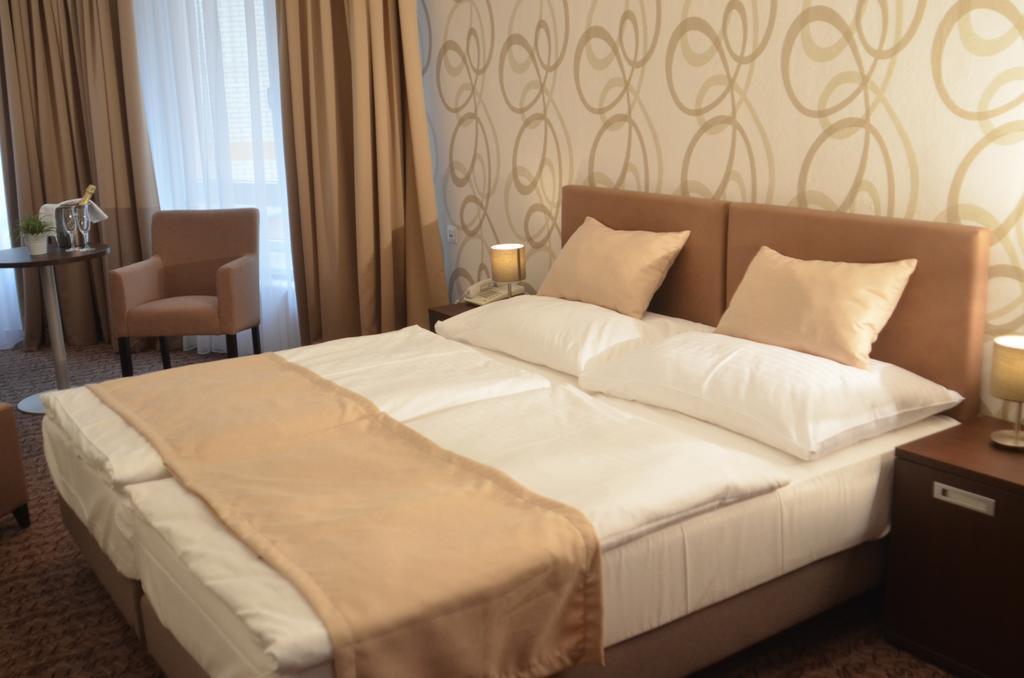 Hotel Atlas 베네쇼프 외부 사진
